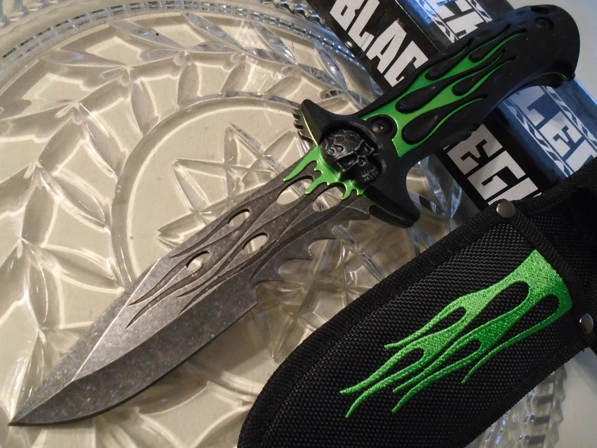 12″ Dead Walker Zombie Skull Survival Knife Green Flame Blade For Sale