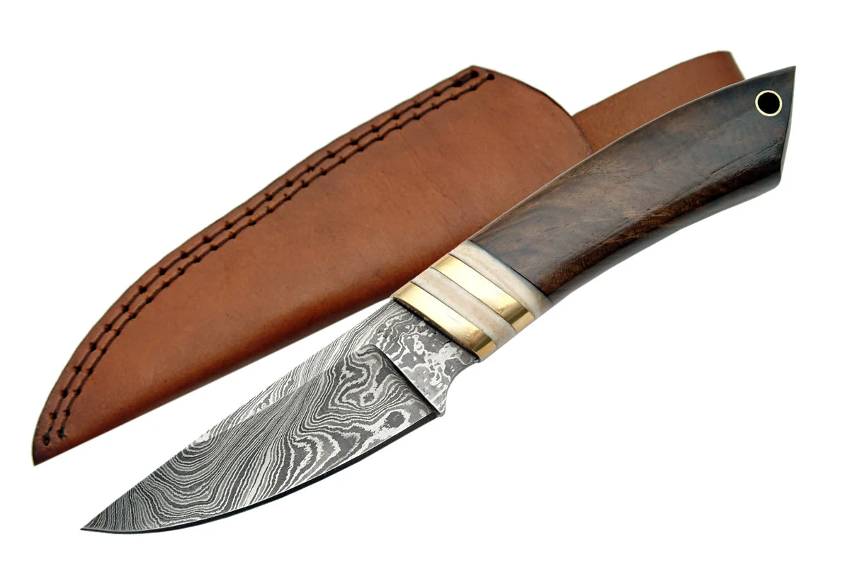 8.5″ Walnut Damascus Hunter Handmade Skinning Knife