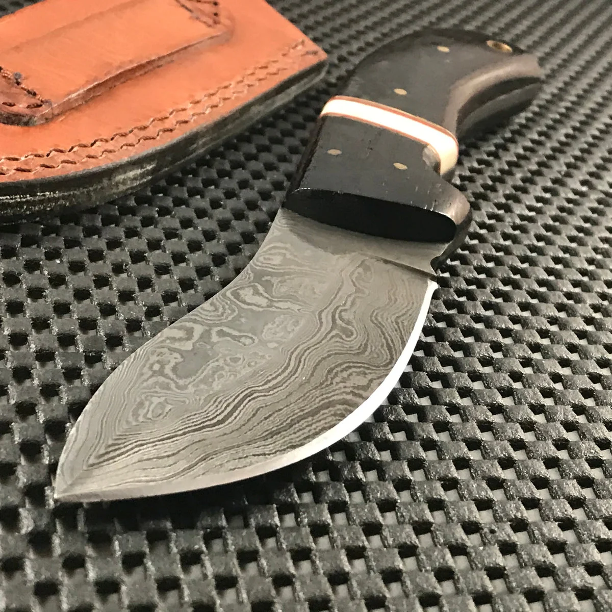8″ Real Damascus Steel Wenge Skinner Knife