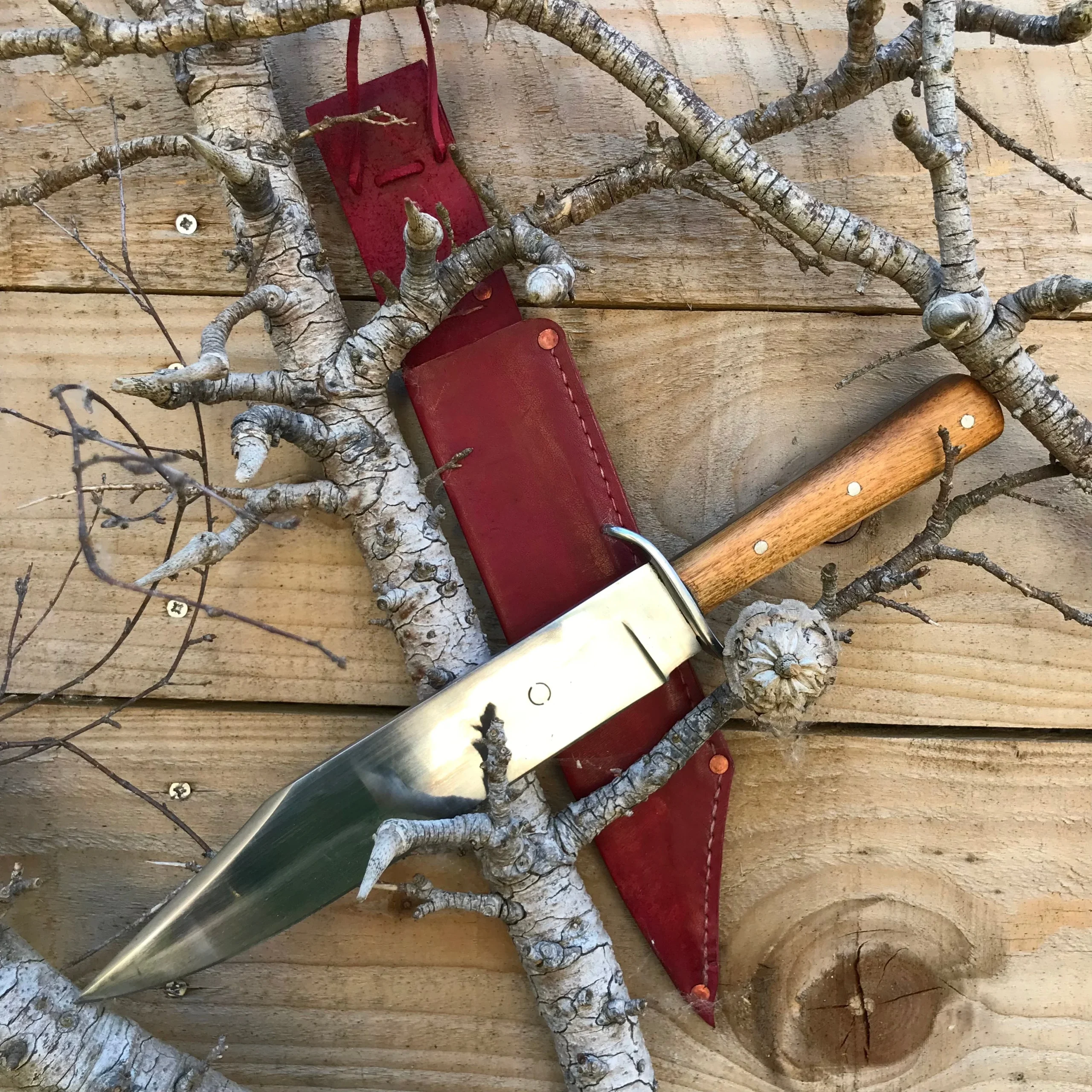 Bowie knife