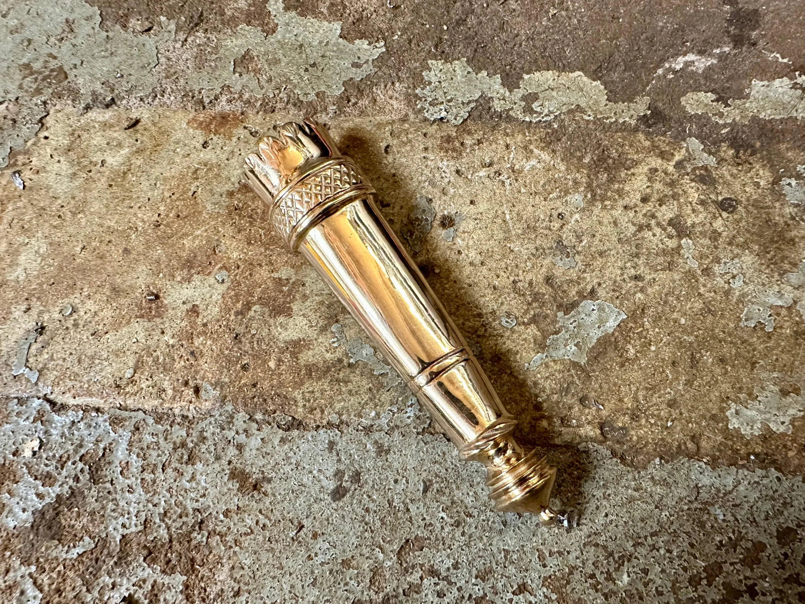 Dagger scabbard Chape 13