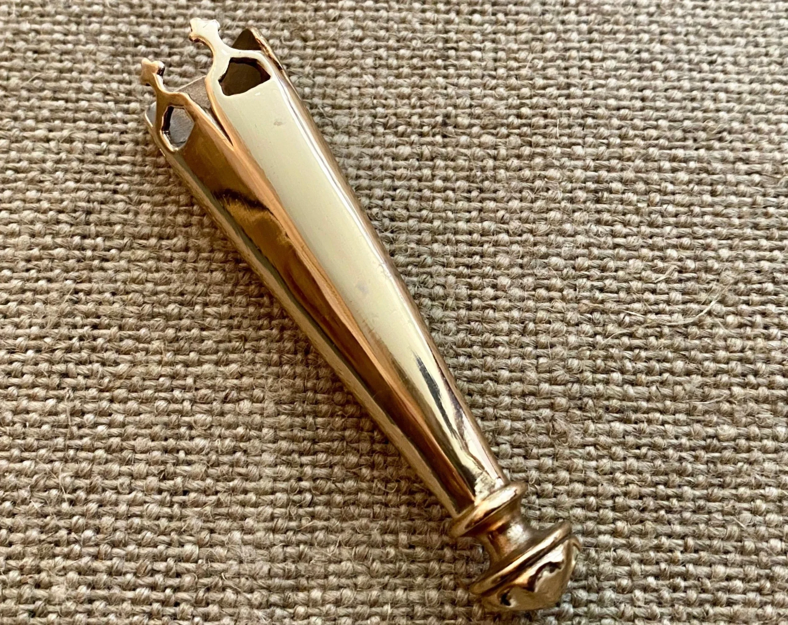 Dagger scabbard Chape 3