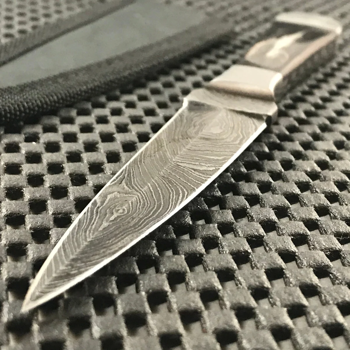 Damascus Steel Dagger