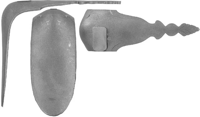 French Fusil Fin Buttplate, wax cast steelOverall length 5-1/8", width 2", comb 5"