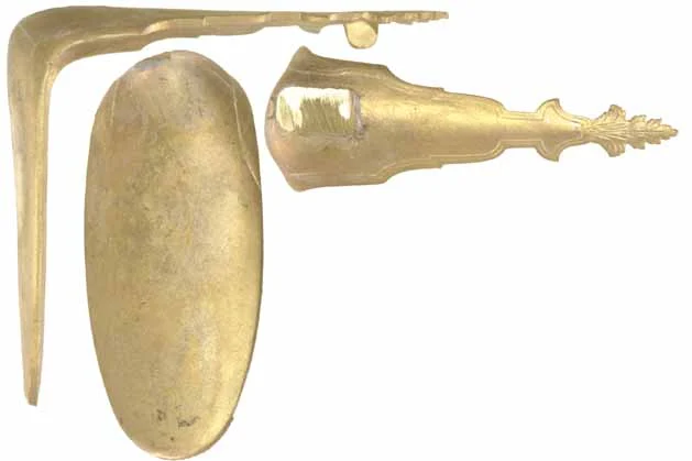 French Type C Buttplate, wax cast brassOverall length 4-7/8", width 2-1/8", comb 5-1/2"