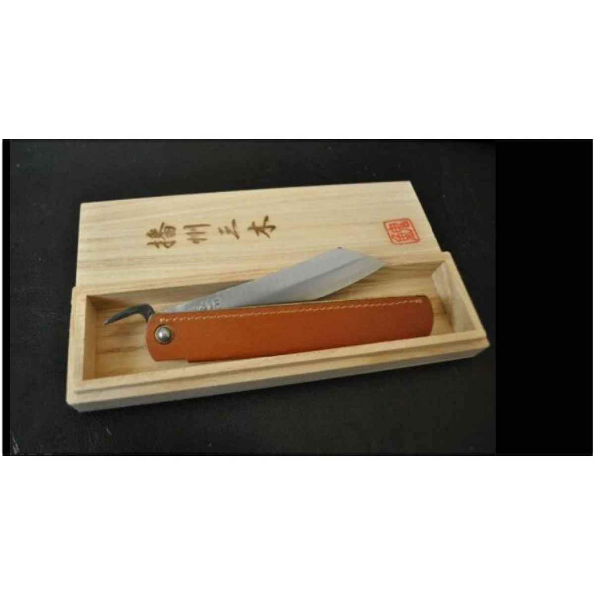 Higo Knife – Camel Coloured Leather Handle