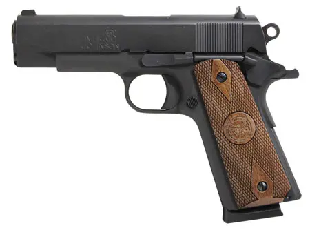 Iver Johnson Arms FALCON Falcon Commander 45 ACP 8+1 4.25″ Black Steel Barrel, Matte Blued Serrated Steel Slide, Blued Steel Frame w/Beavertail, Checkered Double Diamond Walnut Grip