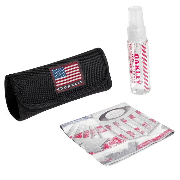 Oakley USA Flag Lens Cleaning Kit