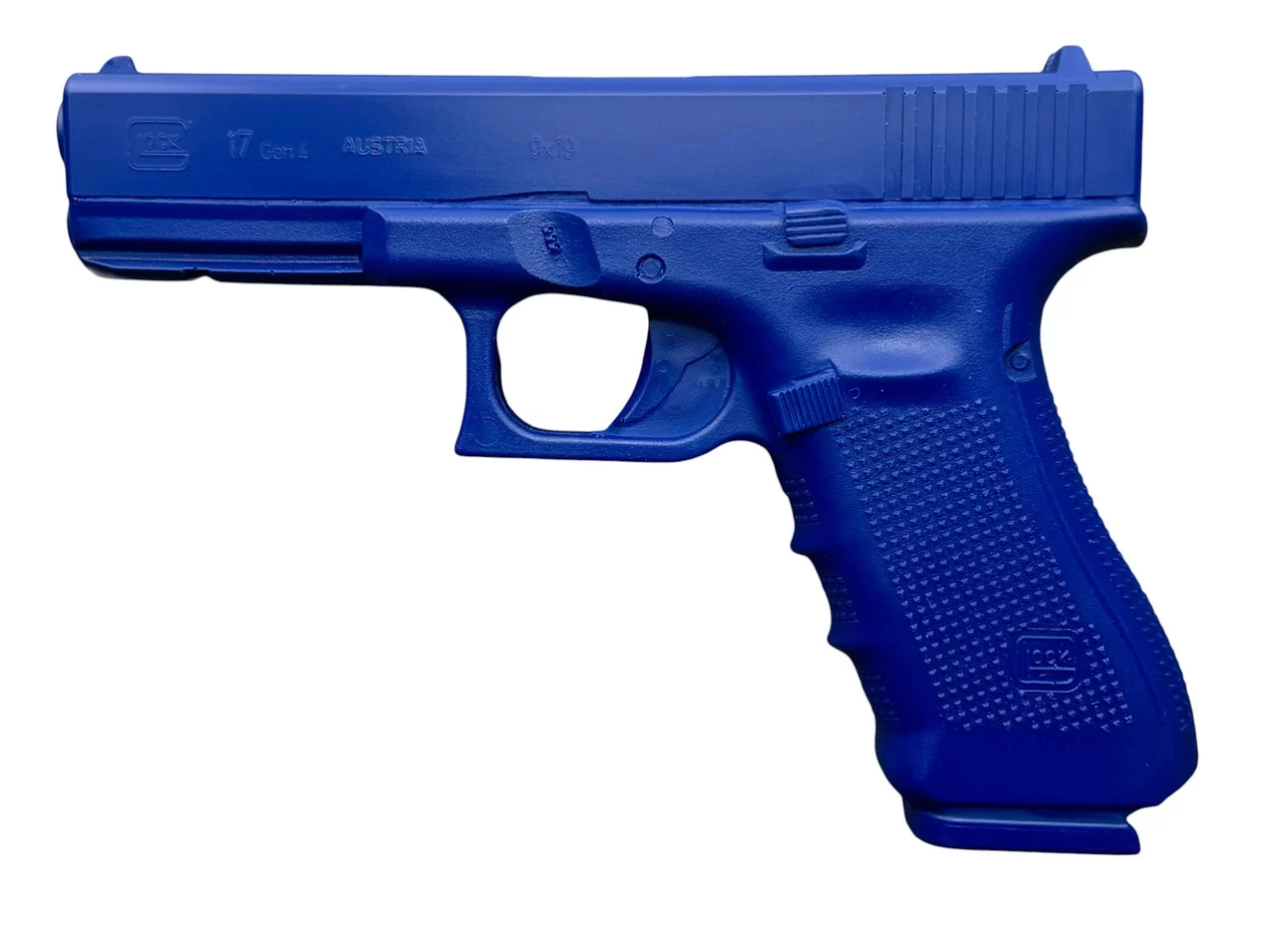 Ring’s Glock 17 Gen 4 Bluegun Firearm Simulator
