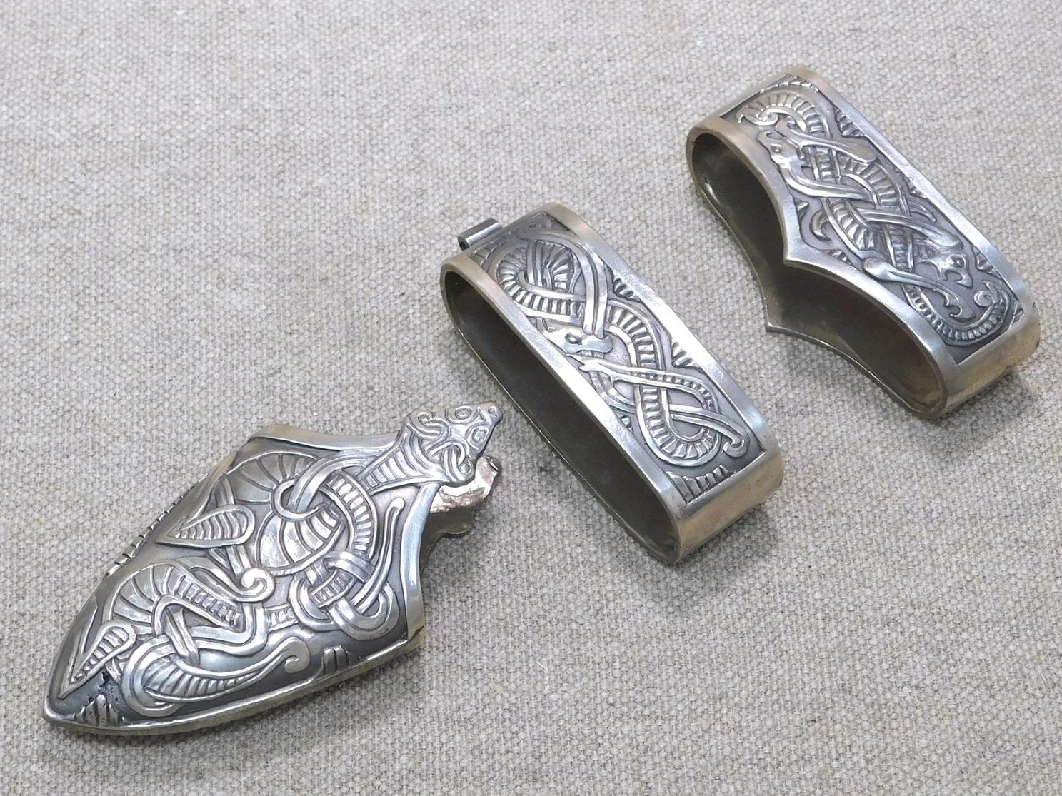 Scabbard Set 2 Viking scabbard set – Lead time 8 weeks
