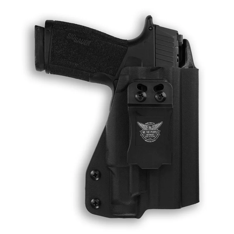 Sig Sauer P365-XMacro Tacops with Streamlight TLR-7 Sub Light IWB Holster