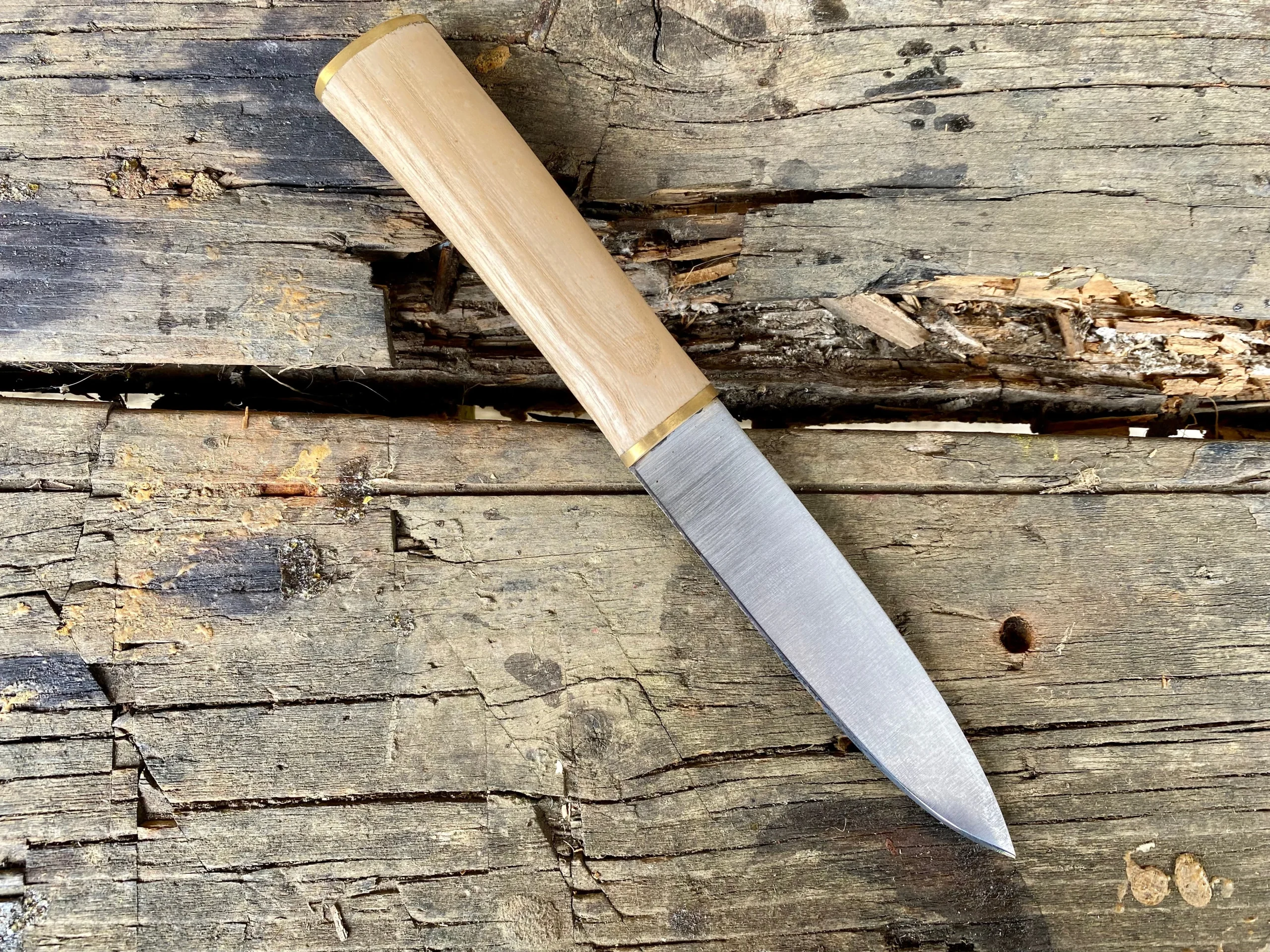 Simple Medieval eating knife 12th-14thC