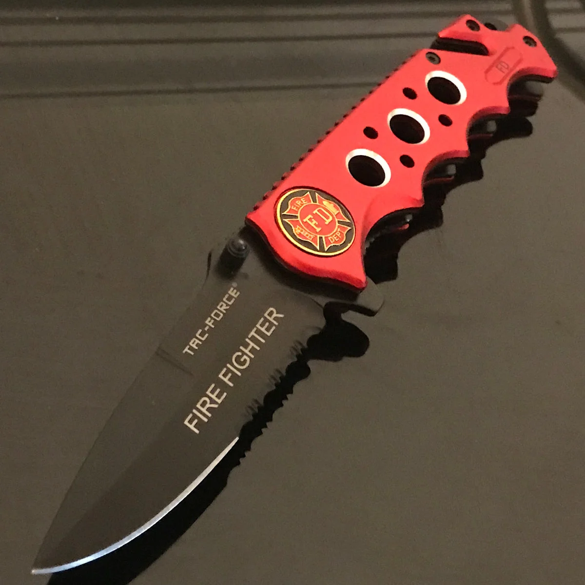 Tac Force Red Fire Fighter Assisted Rescue Pocket Knife (TF-611FDR)