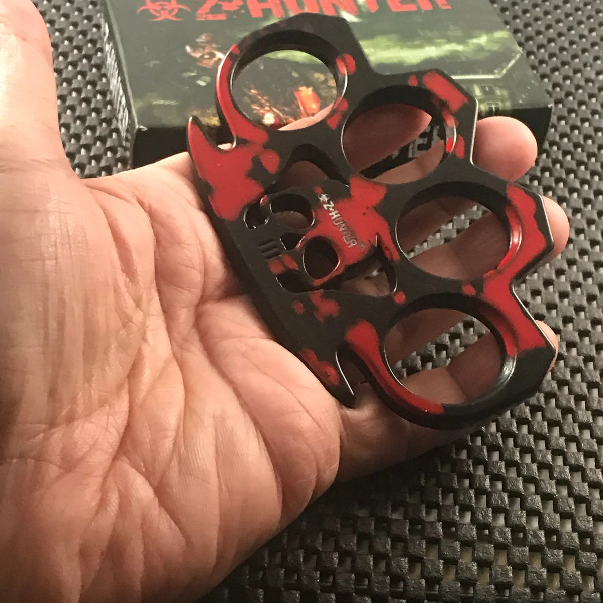 Z-Hunter Zombie Skulls Fantasy Brass Knuckles (ZB-017R) (Paper Weight)